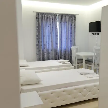 Dior Hotel 3*